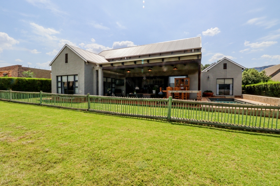 4 Bedroom Property for Sale in The Coves North West